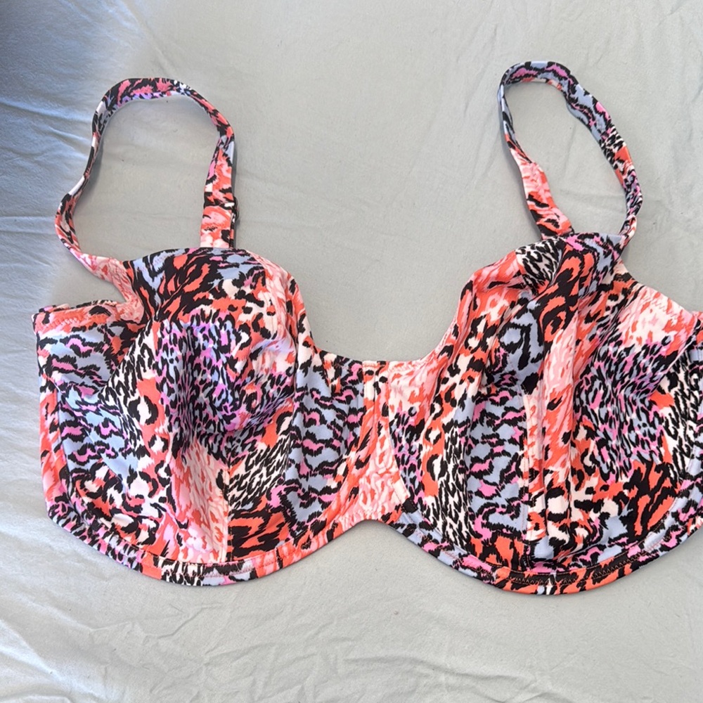 Freya Underwire Bikini in Coral Multi Print 36H